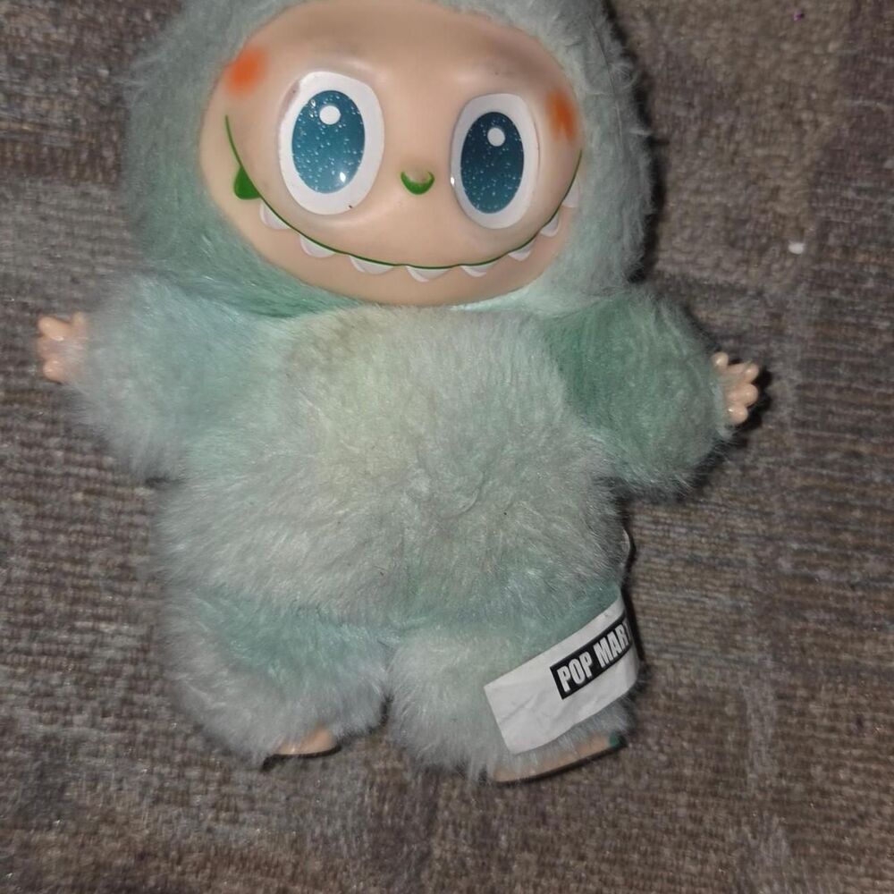 Pop-mart multi Stuffed-animals - Picture 3 of 8